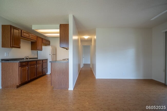 Building Photo - $2600 / 2 BED / 1 BATH IN WAIPIO