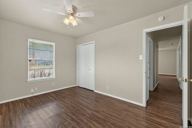 Building Photo - 602 Catalina Ave