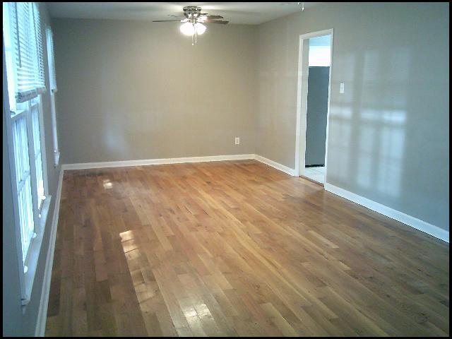 Building Photo - 303 Brookside Dr