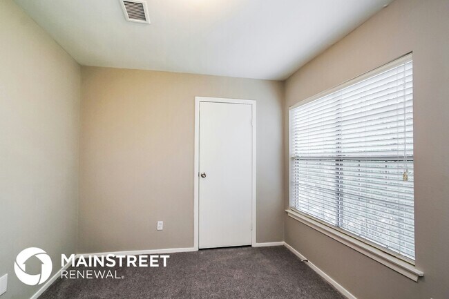 Building Photo - 173 Maple Branch St