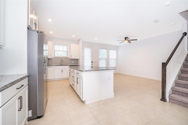 Building Photo - 7039 Nemours Pkwy