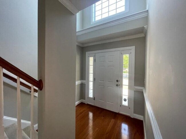 Building Photo - 410 Branchmoor Ct