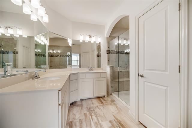 Building Photo - 7401 Chief Spotted Tail Dr