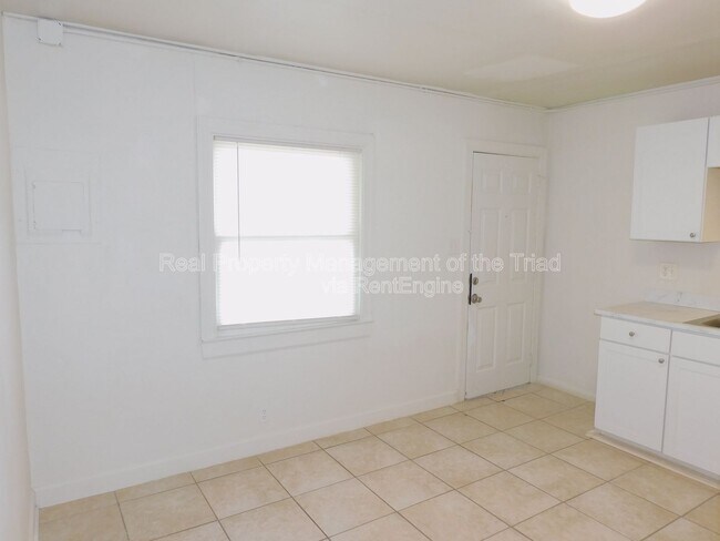 Building Photo - 1514 Gholson Ave S East