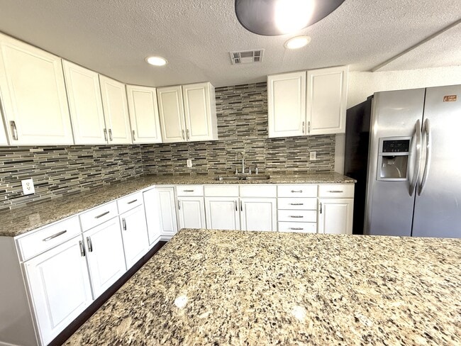 Building Photo - 5566 OK-199