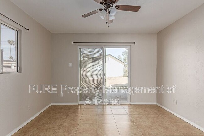 Building Photo - 13849 N 48th Ave