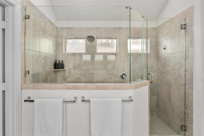 Building Photo - 310 Garcitas Cove