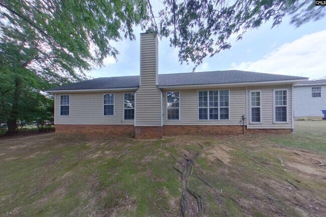Building Photo - 424 Forest Grove Cir