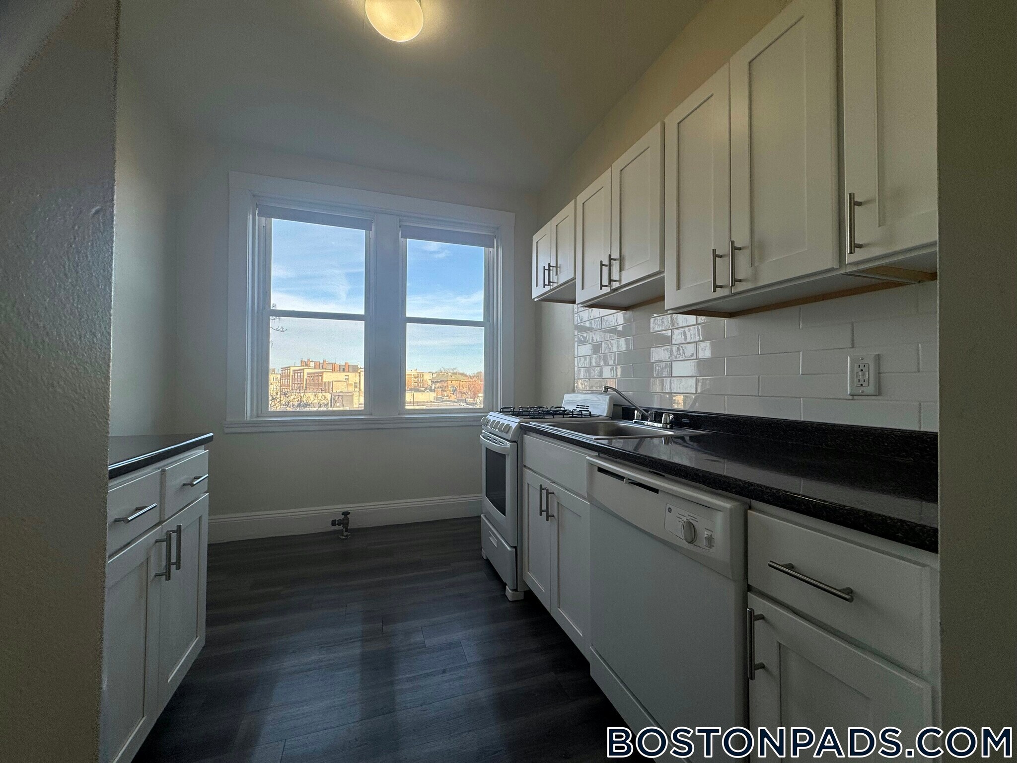 Building Photo - 1687 Commonwealth Ave