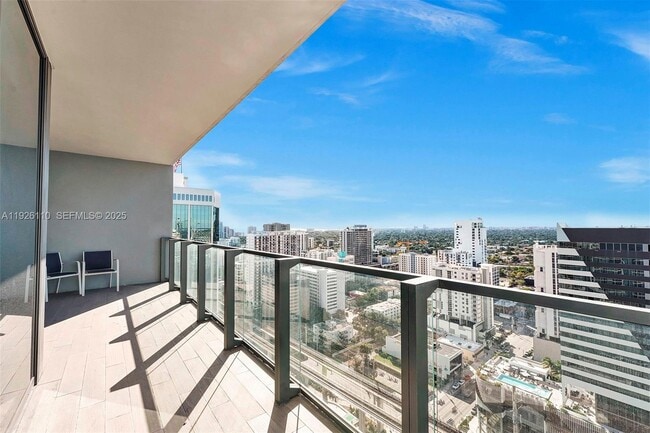 Building Photo - 88 SW 7th St