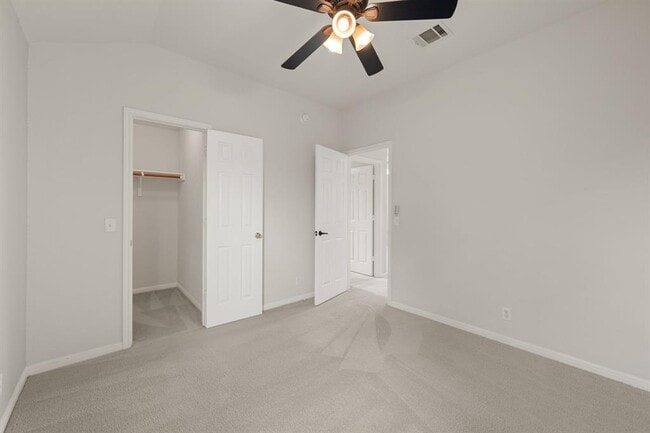 Building Photo - 8902 Magna Carta Loop