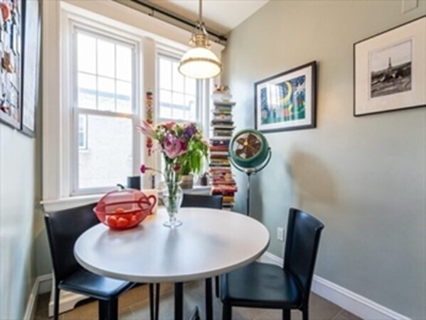 Building Photo - 400 Washington St