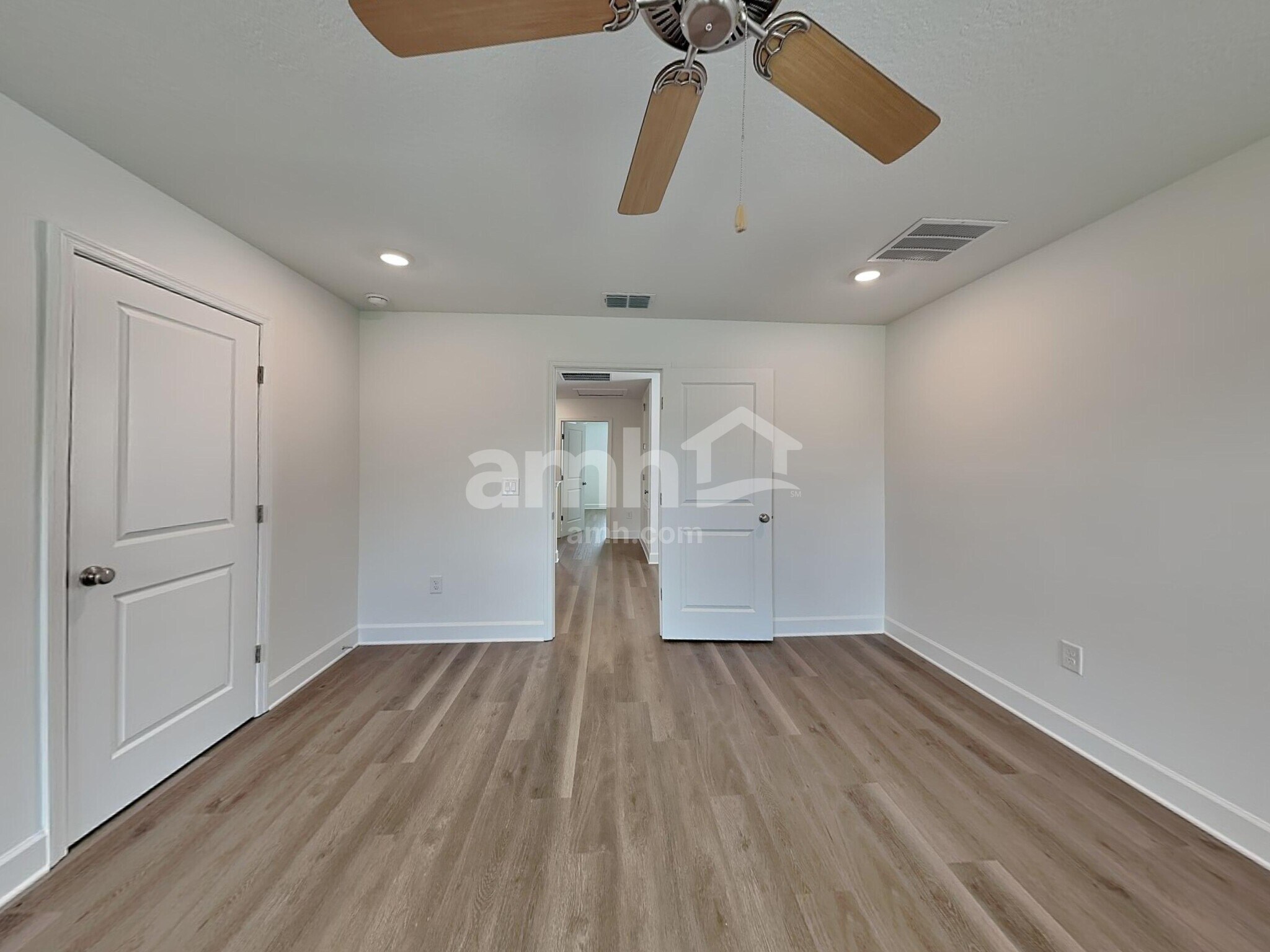 Building Photo - 16632 Cheyanne Ct
