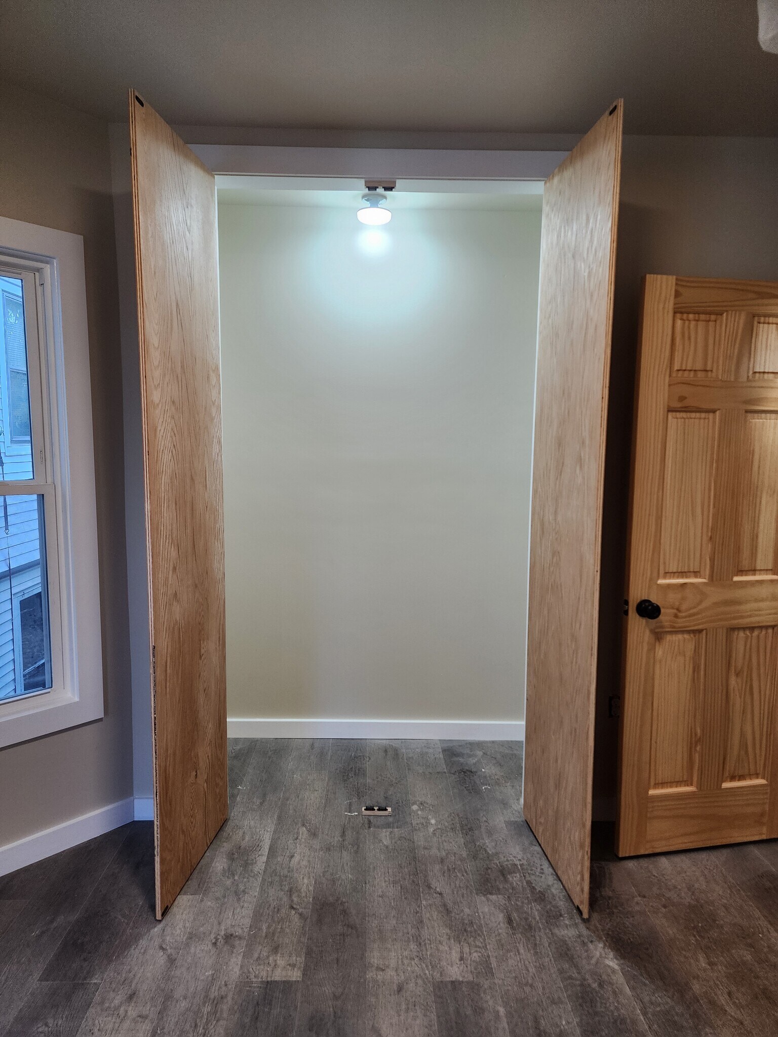 Apartment has 3 large closets - 55", 66" & 67" wide x 9' tall. - 331 W Colvin St