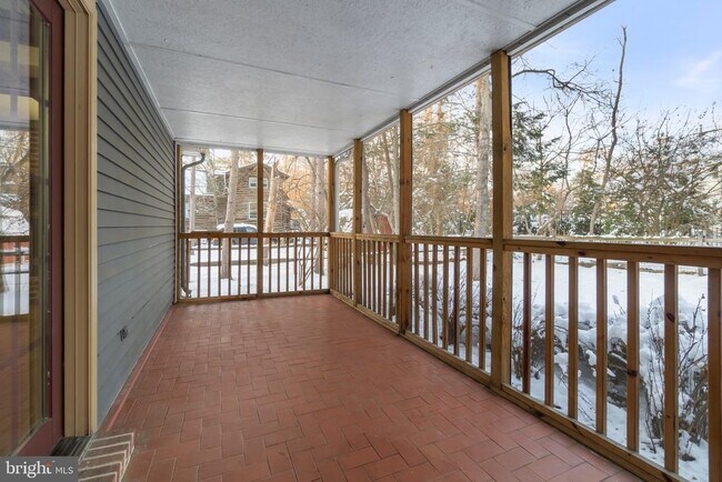 Building Photo - 137 Blackfoot Trail