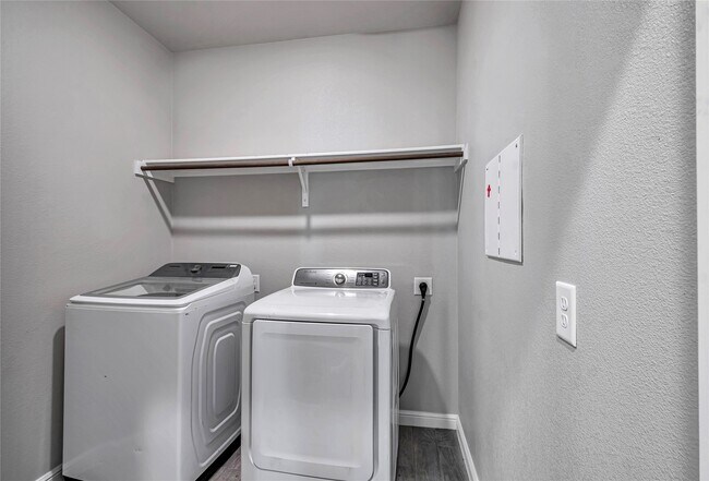 Building Photo - 3119 Mearns Ct