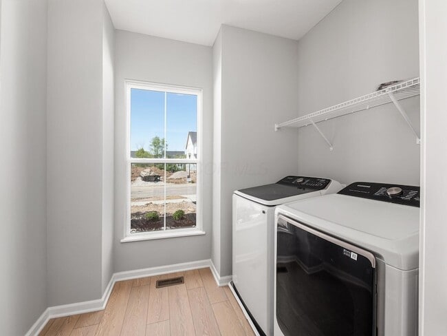 Building Photo - 37 Littondale Dr