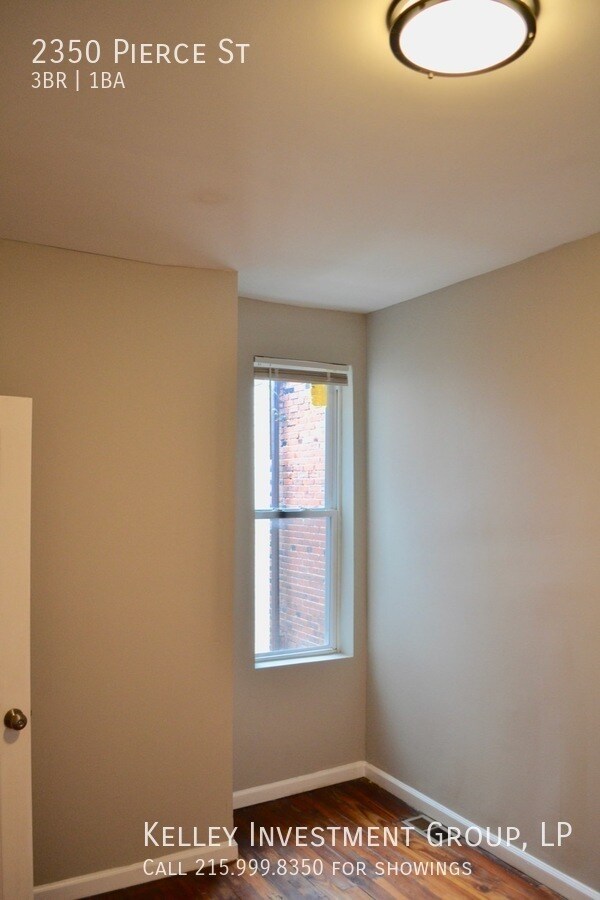 Building Photo - 2350 Pierce St