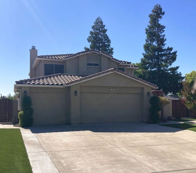 Building Photo - Coming Soon! Beautiful Executive Home in S...