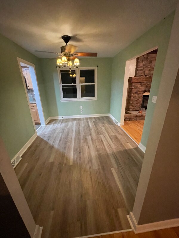 Building Photo - 7570 Buttercup Rd