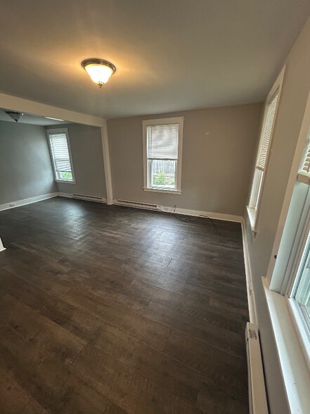 Building Photo - 55 Railroad Ave