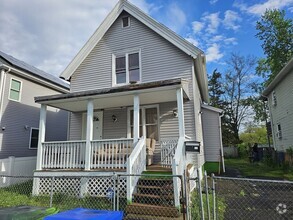 Building Photo - 241 Tyler St