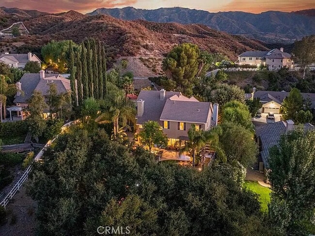 Building Photo - 15305 Saddleback Rd