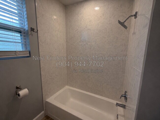 Building Photo - 1293 Hamilton St
