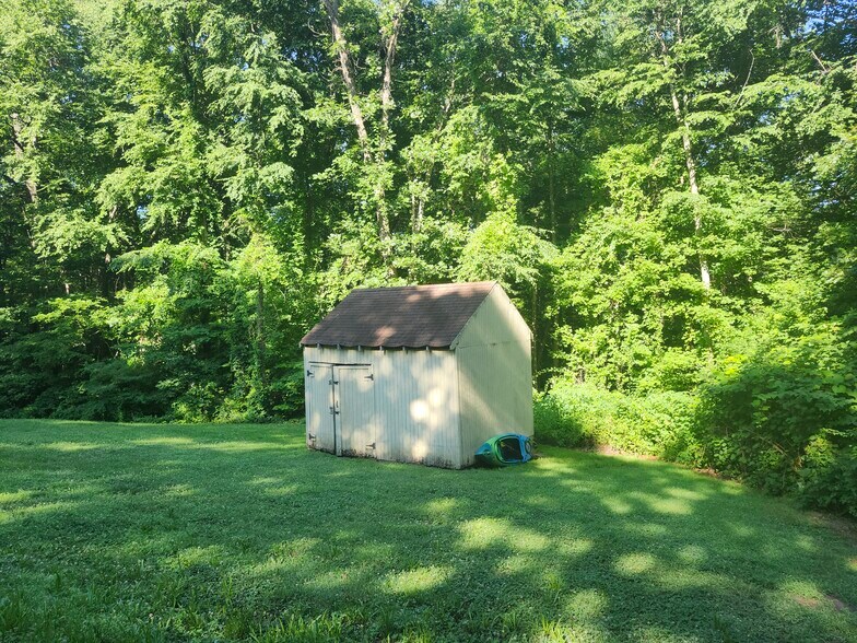 Building Photo - 99 Stage Harbor Rd