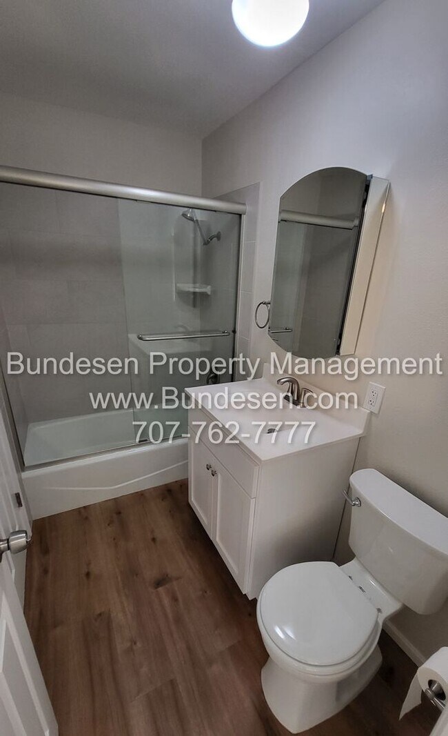 Building Photo - Freshly Renovated ~300 Stony Point Road,  ...