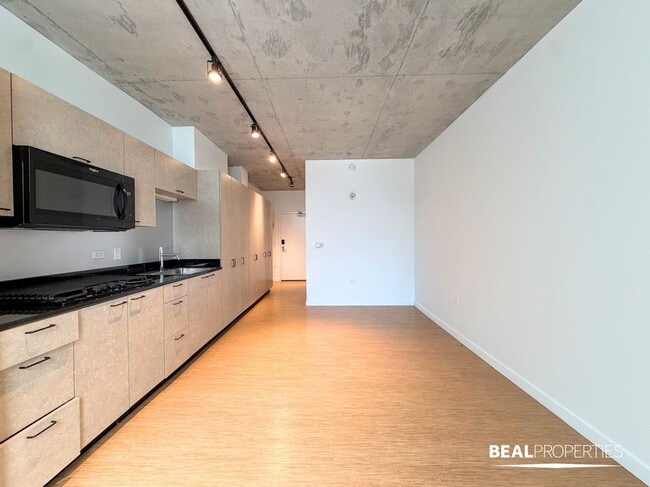 Building Photo - 1515 N Fremont St