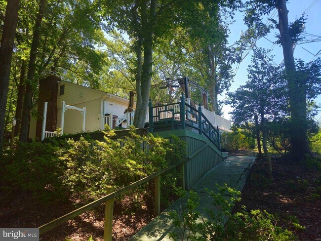 Building Photo - 159 Olde Concord Rd
