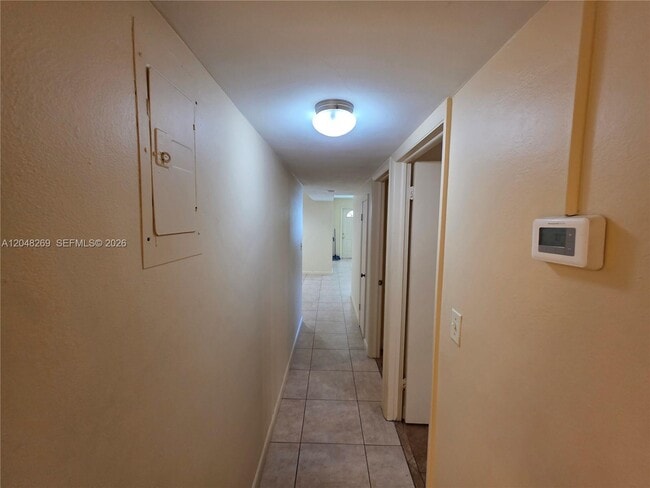 Building Photo - 6130 Funston St