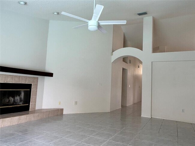 Building Photo - 11417 Glenmont Dr