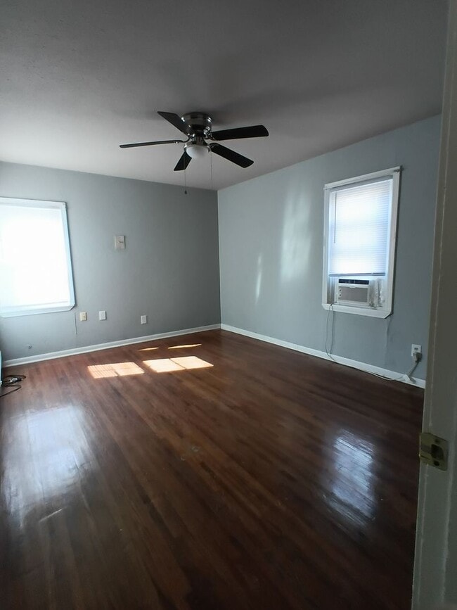 Building Photo - Minutes from Tinker! FIRST FULL MONTH FREE FOR HOLIDAYS