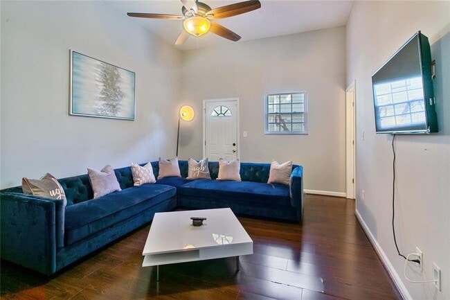 Building Photo - 99 Ericson St SE