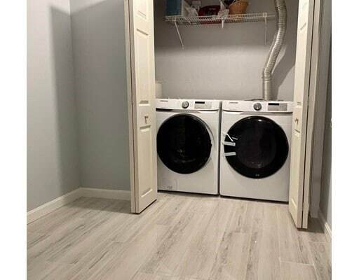 Building Photo - 425B Grafton St