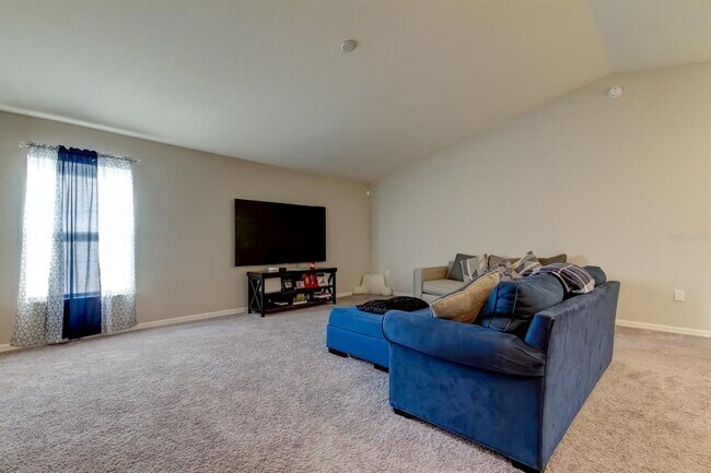 Building Photo - 6738 Hanworth Ln