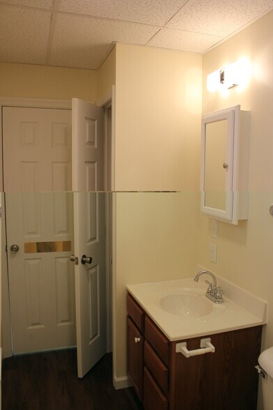 Building Photo - 156 May Ave