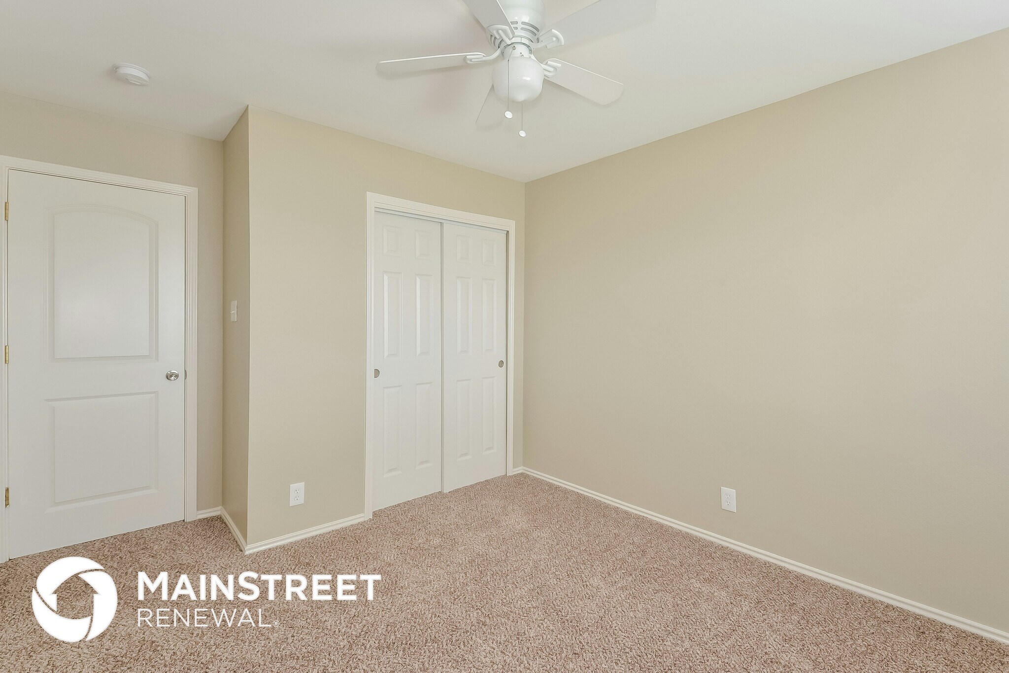 Building Photo - 6930 Sandy Point Dr