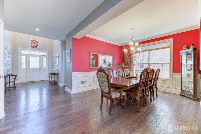 Building Photo - 6 Michelangelo Dr