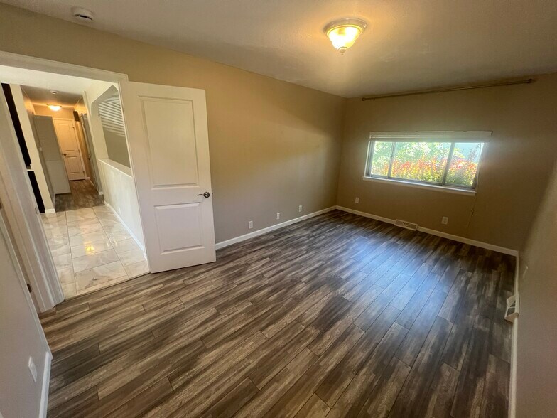 Master Bedroom - 875 36th St
