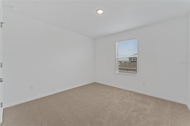 Building Photo - 15014 Windflower Aly