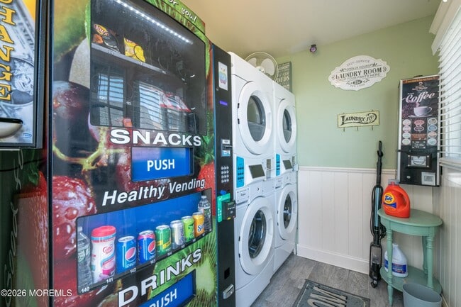 Building Photo - 54 5th St