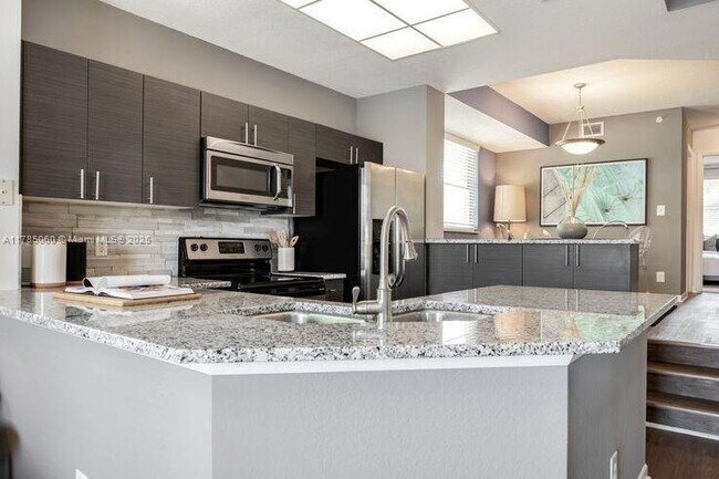 Building Photo - 5555 N Military Trl