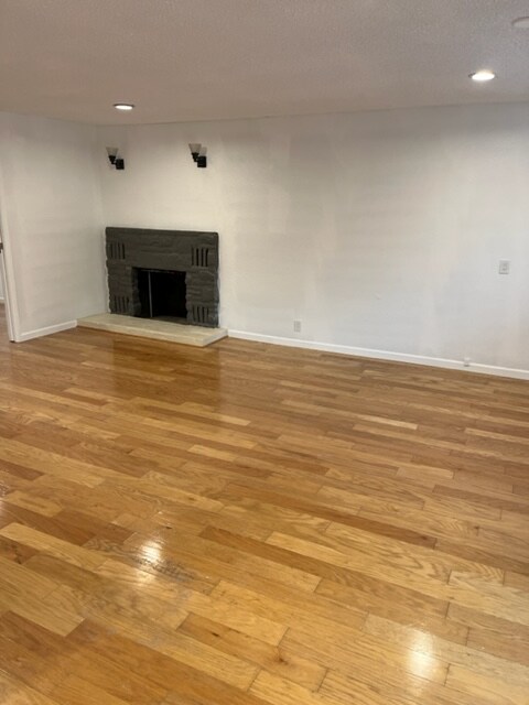 Building Photo - 19614 80th Ave W