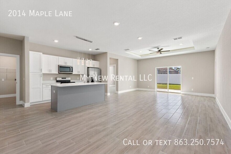 Building Photo - 2014 Maple Ln