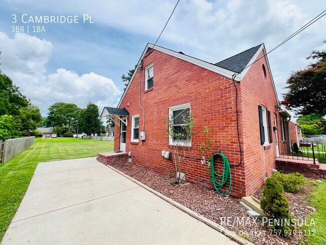 Building Photo - Cape Cod in historic Hampton