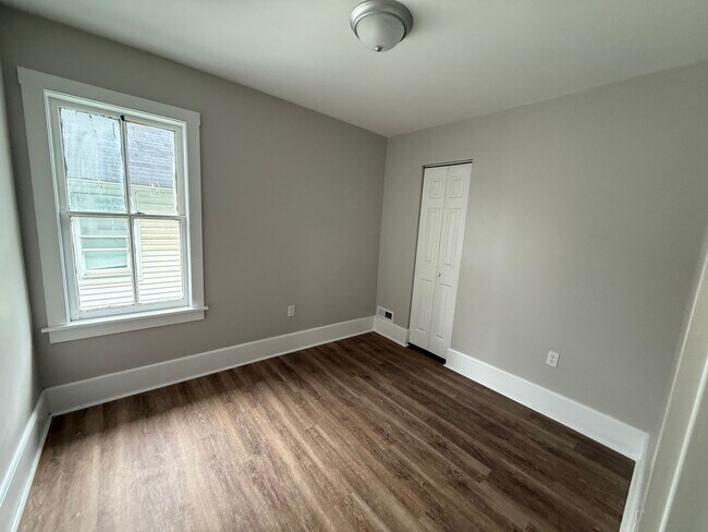 Building Photo - Charming 3-Bedroom Single-Family Home | Se...