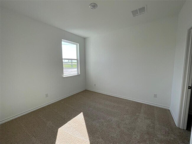 Building Photo - 101 Thurman Holt Rd